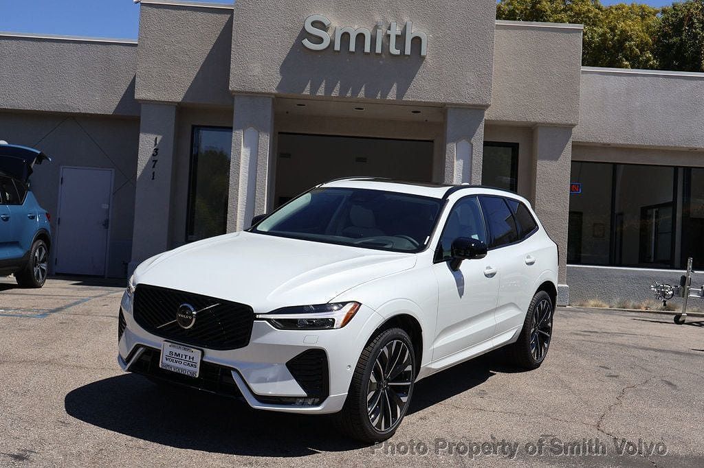 2026 VOLVO XC60