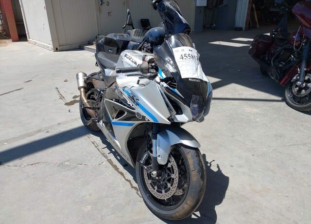 2025 SUZUKI GSX-R1000