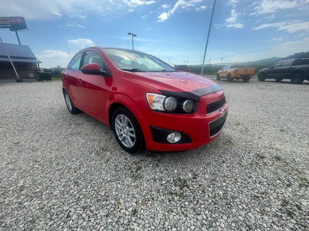2016 CHEVROLET Sonic