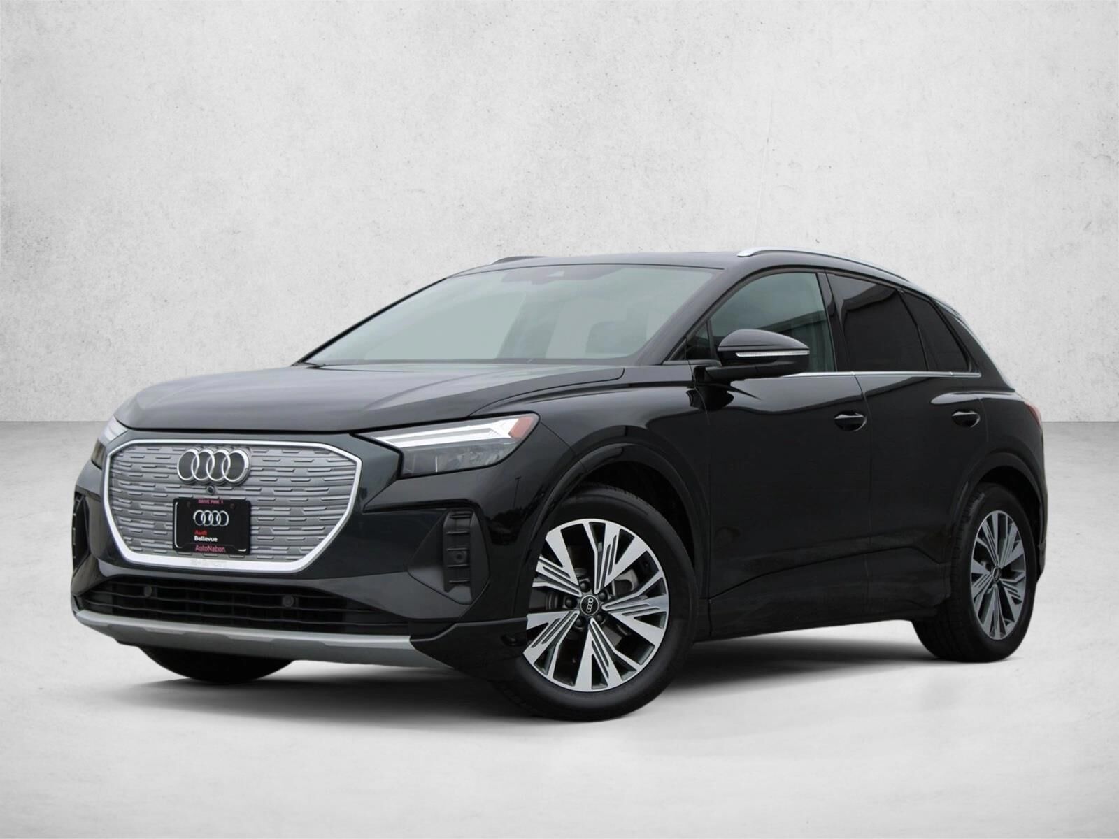 2023 AUDI Q4