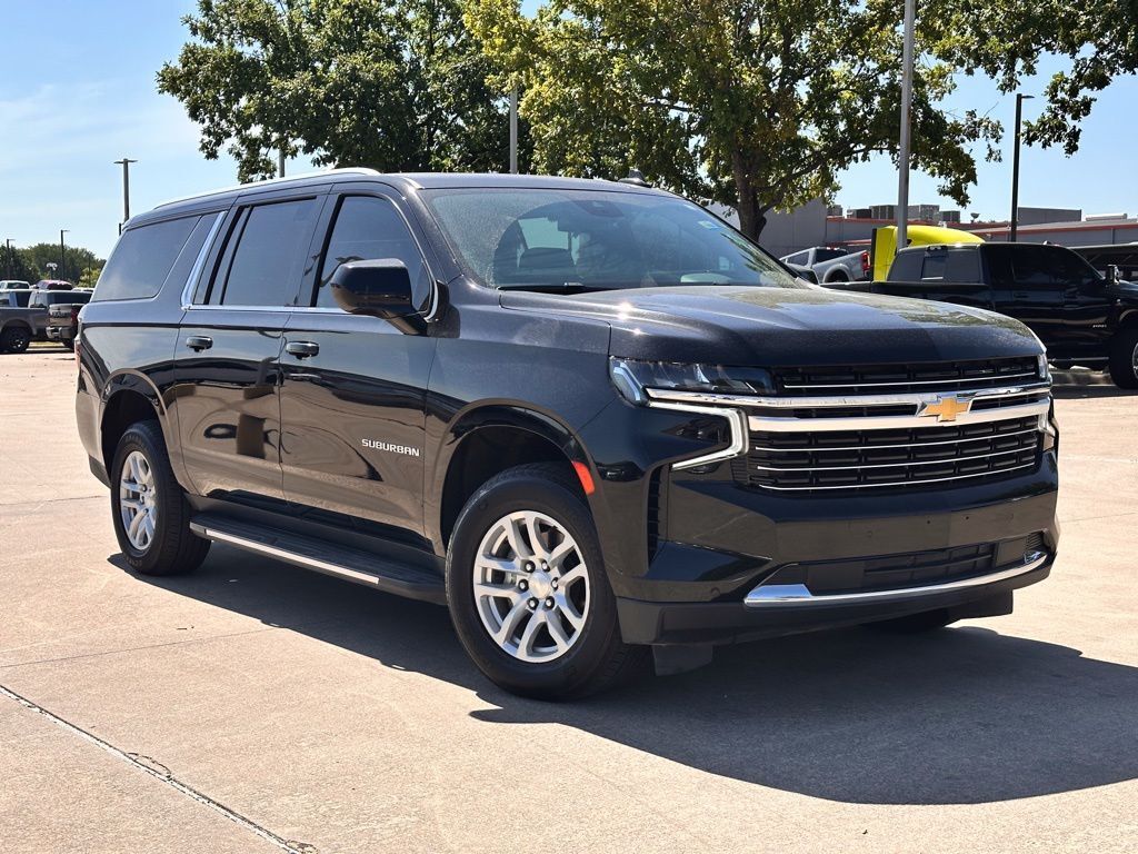 2023 CHEVROLET Suburban