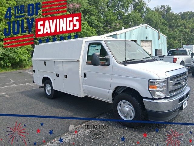 2026 FORD E-350