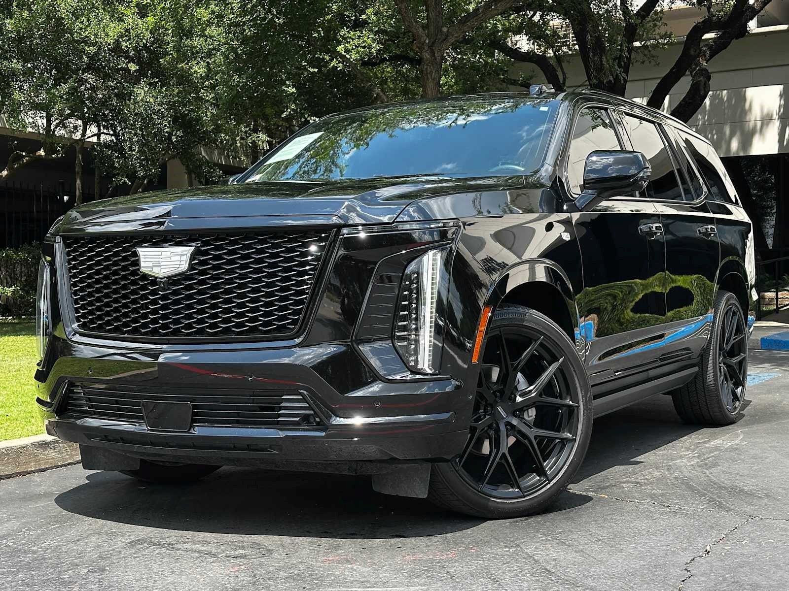 2025 CADILLAC Escalade