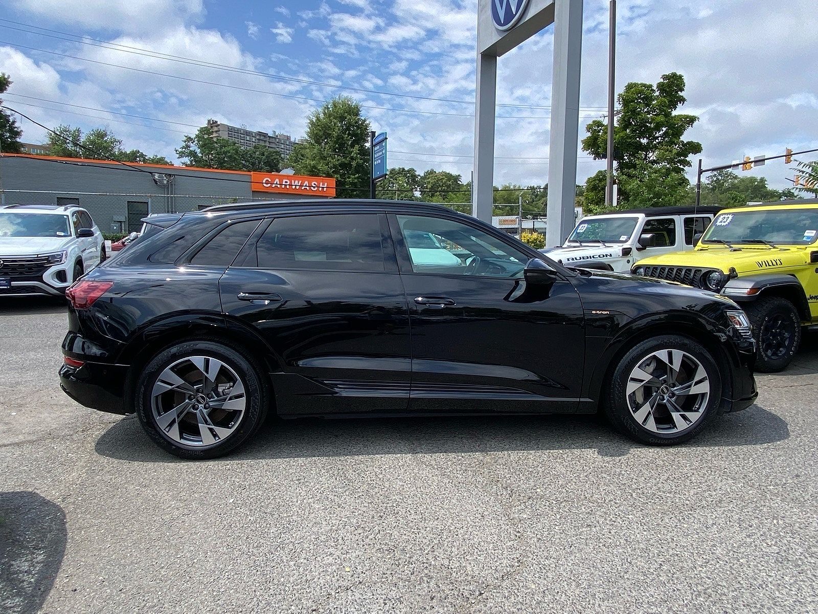 2022 Audi e-tron