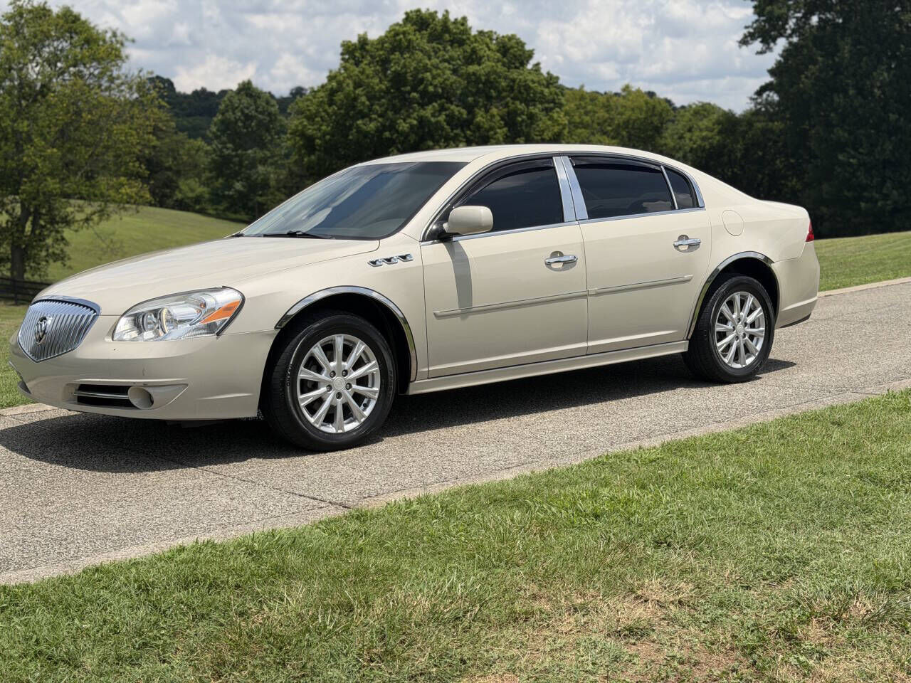 2011 BUICK Lucerne