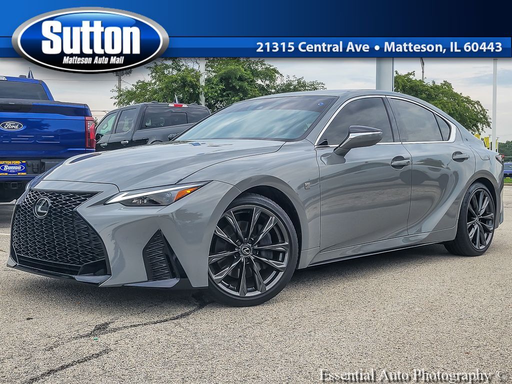 2025 LEXUS IS