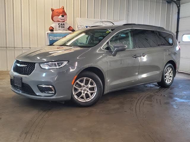 2022 CHRYSLER Pacifica