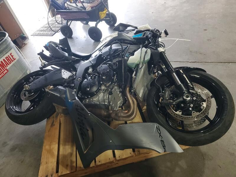 2025 KAWASAKI Ninja