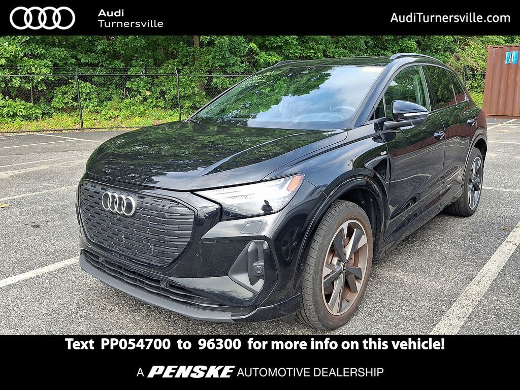 2023 AUDI Q4