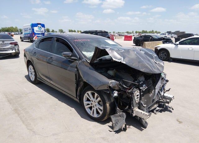 2015 CHRYSLER 200