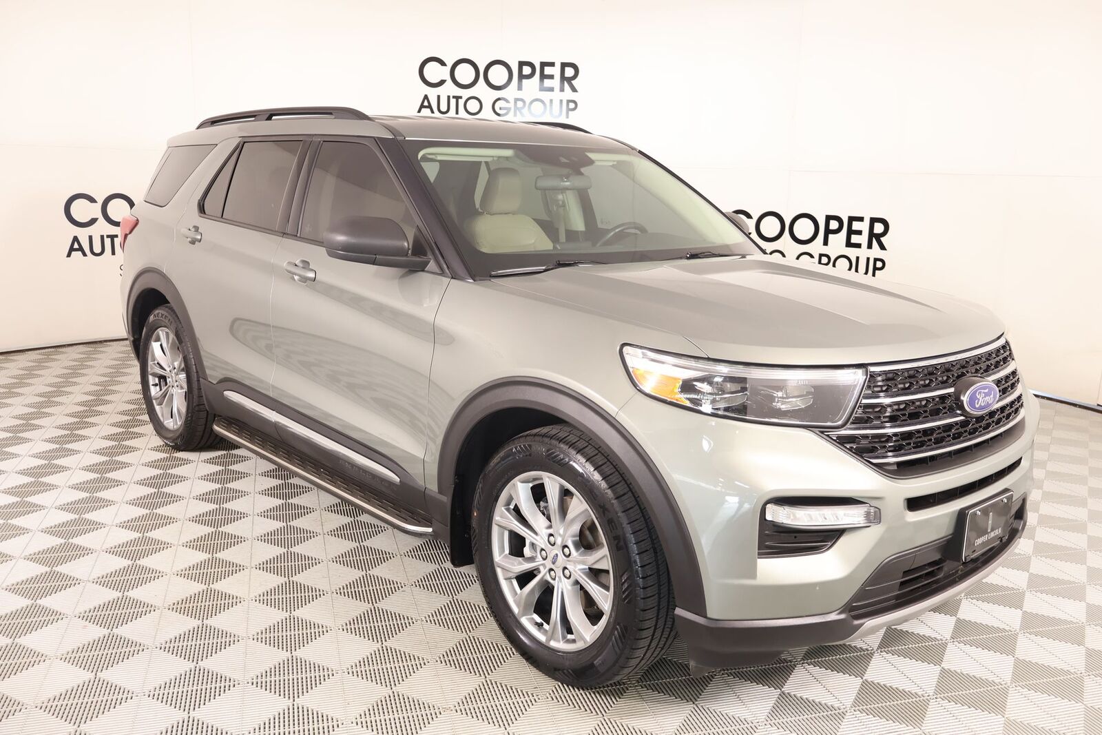 2020 FORD Explorer