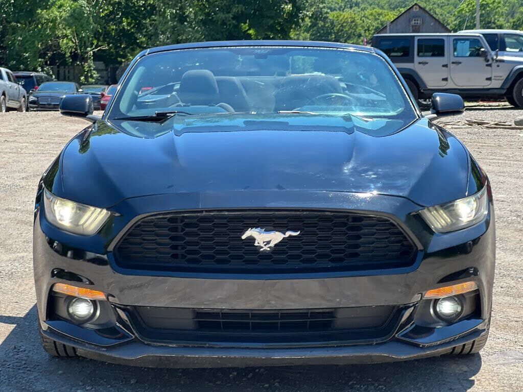 2015 FORD Mustang