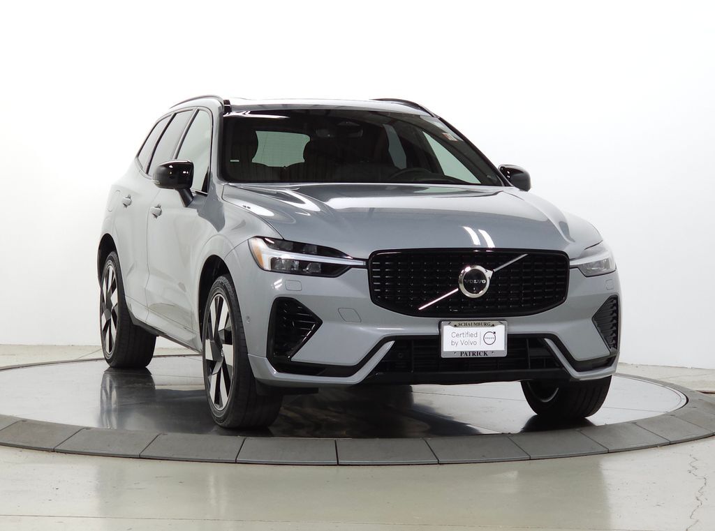 2024 VOLVO XC60