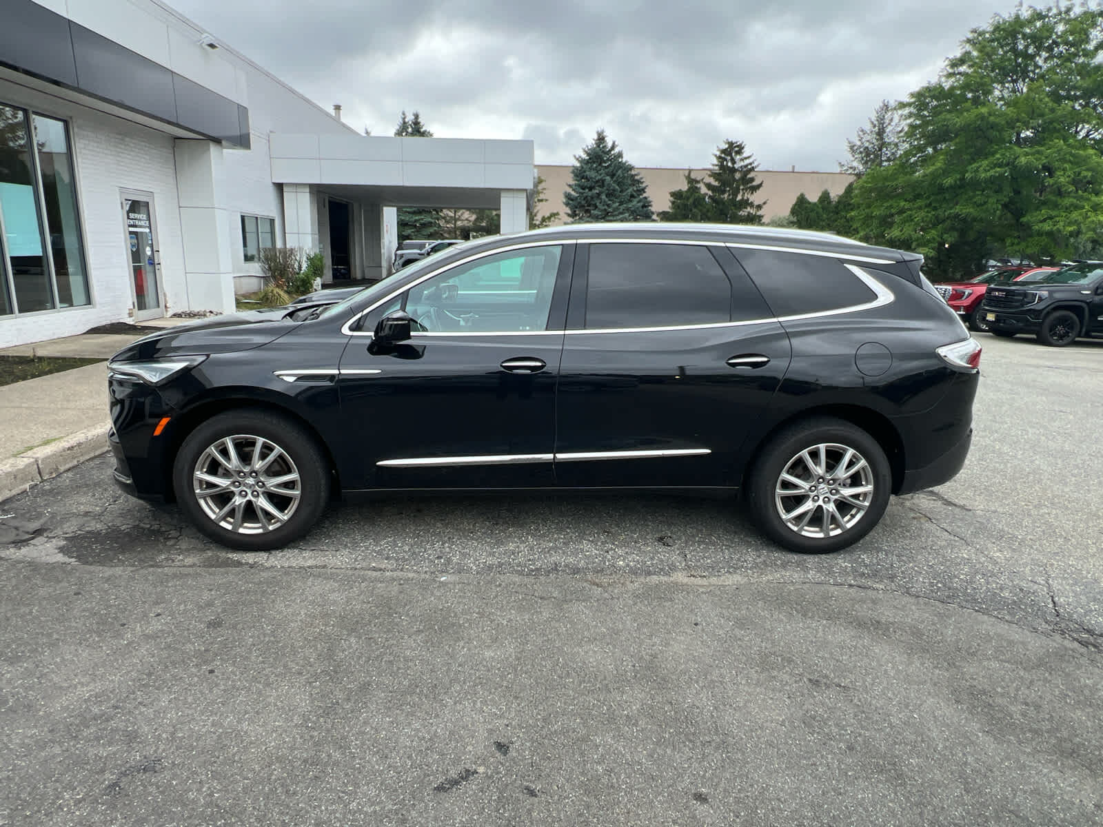 2023 BUICK Enclave