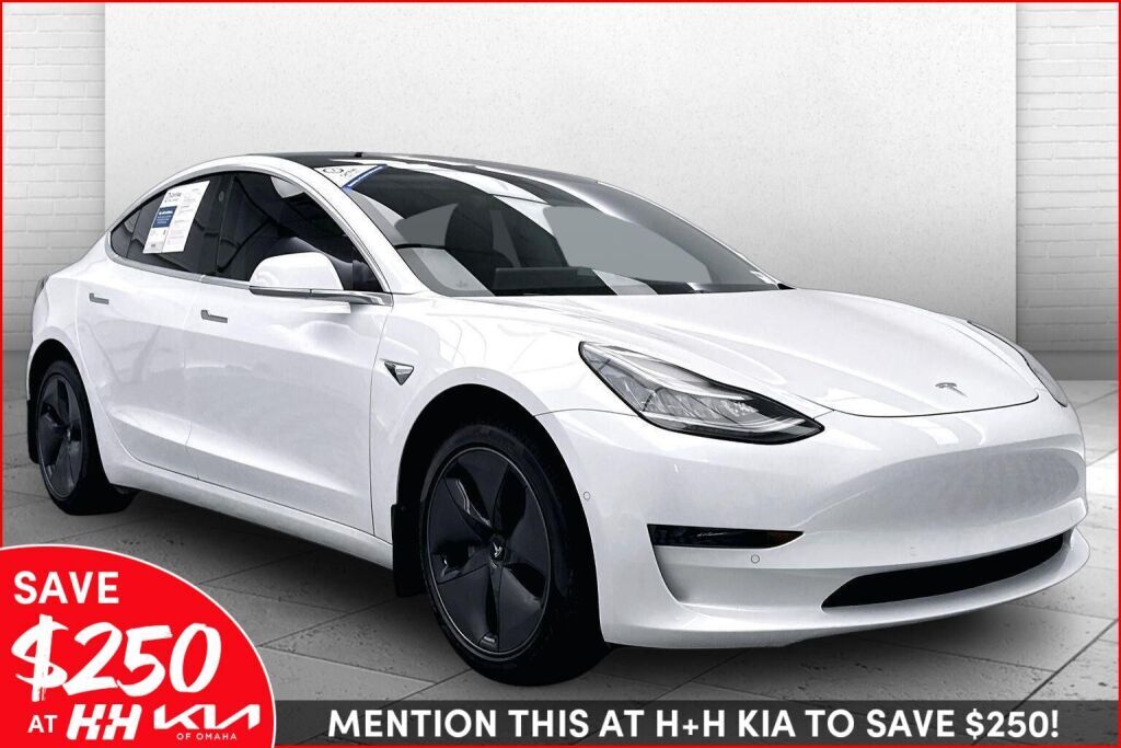 2020 TESLA Model 3