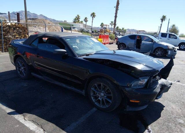 2011 FORD Mustang
