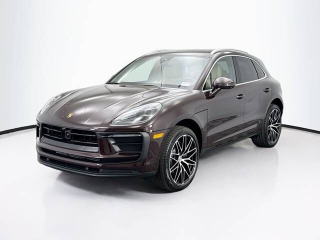 2026 PORSCHE Macan