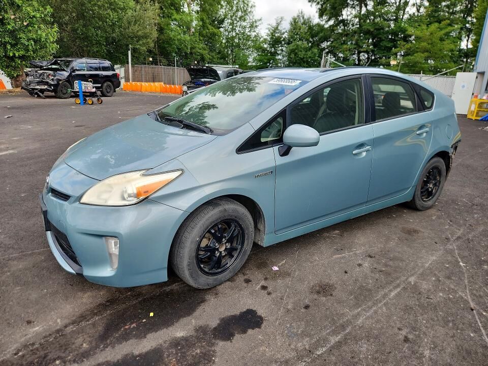 2013 TOYOTA PRIUS