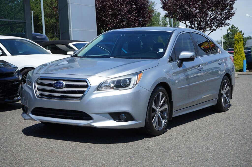 2016 SUBARU Legacy