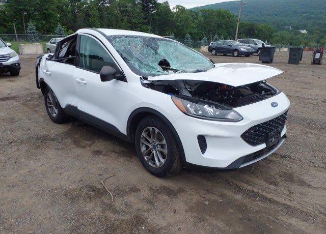 2022 FORD Escape