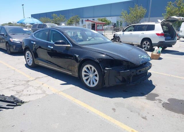 2017 TESLA Model S