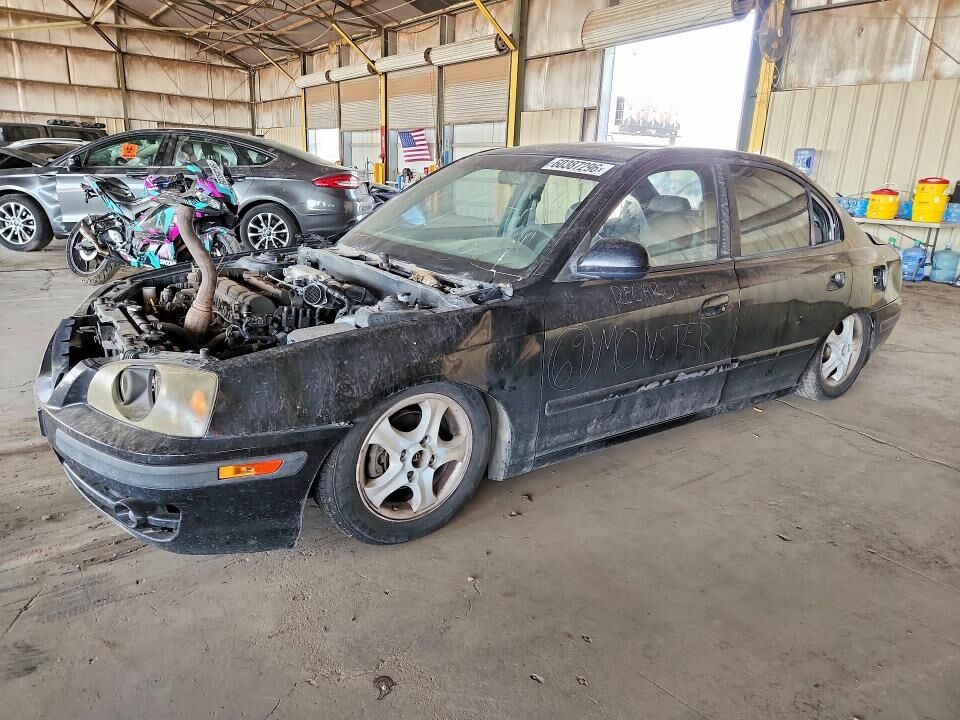 2004 HYUNDAI Elantra