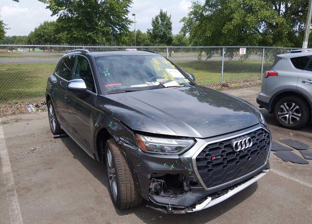 2021 AUDI SQ5