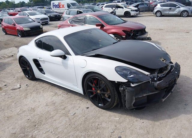 2019 PORSCHE 718