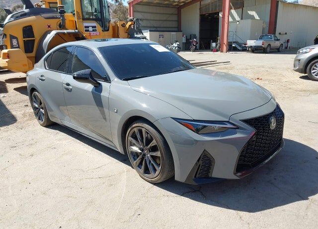 2025 LEXUS IS
