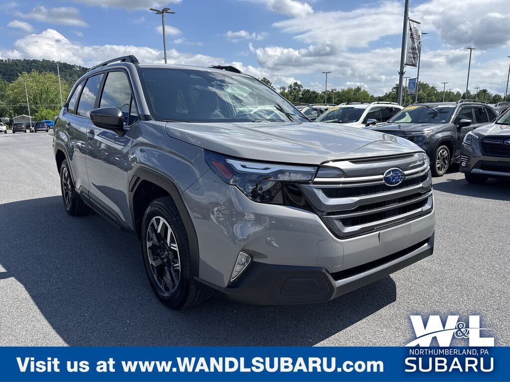 2025 SUBARU Forester