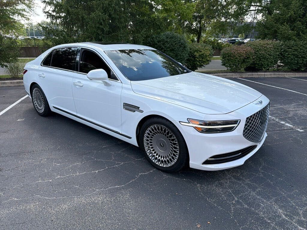 2020 GENESIS G90