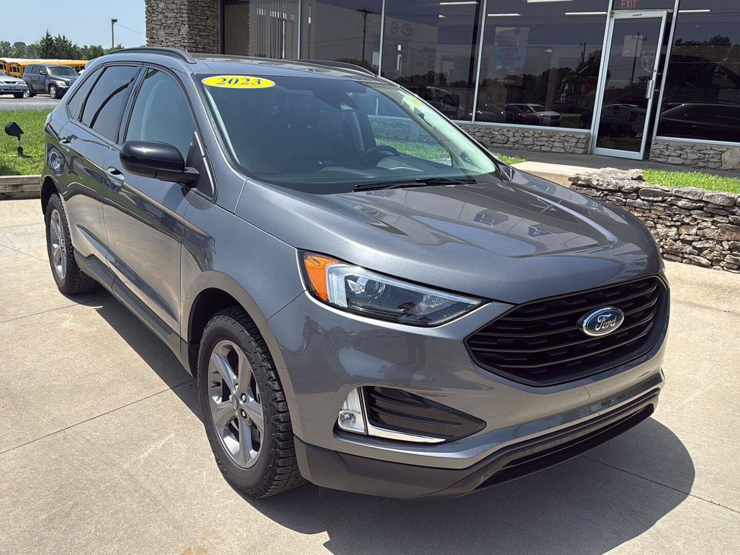 2023 FORD Edge