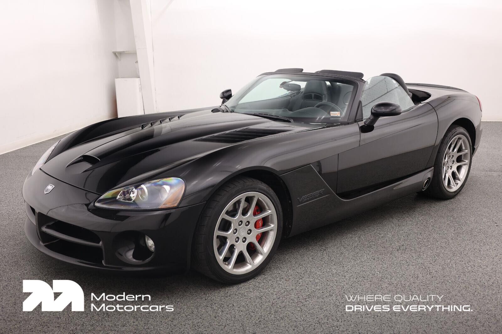 2004 DODGE Viper