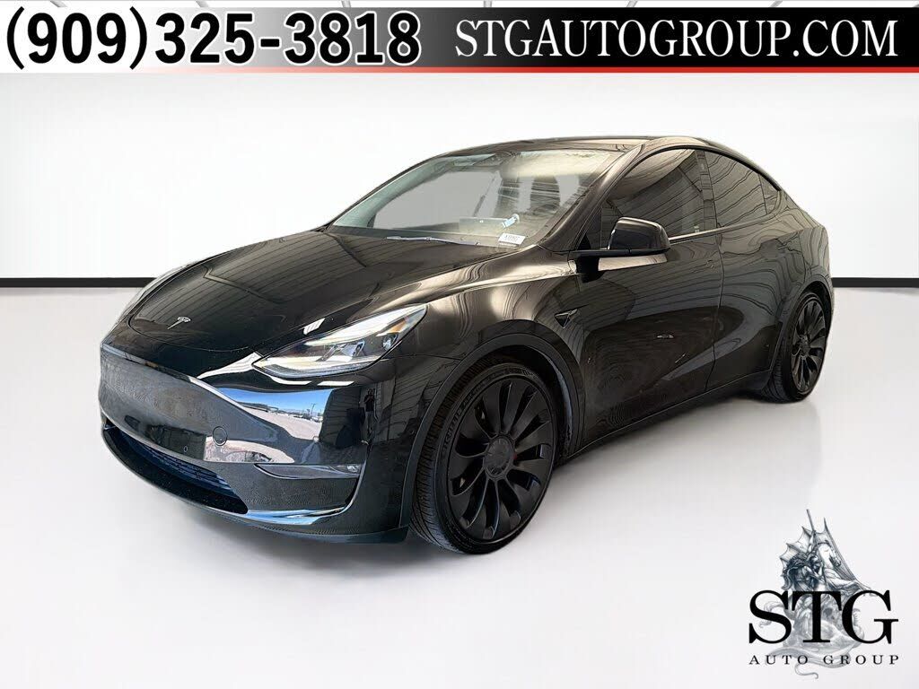2022 TESLA Model Y