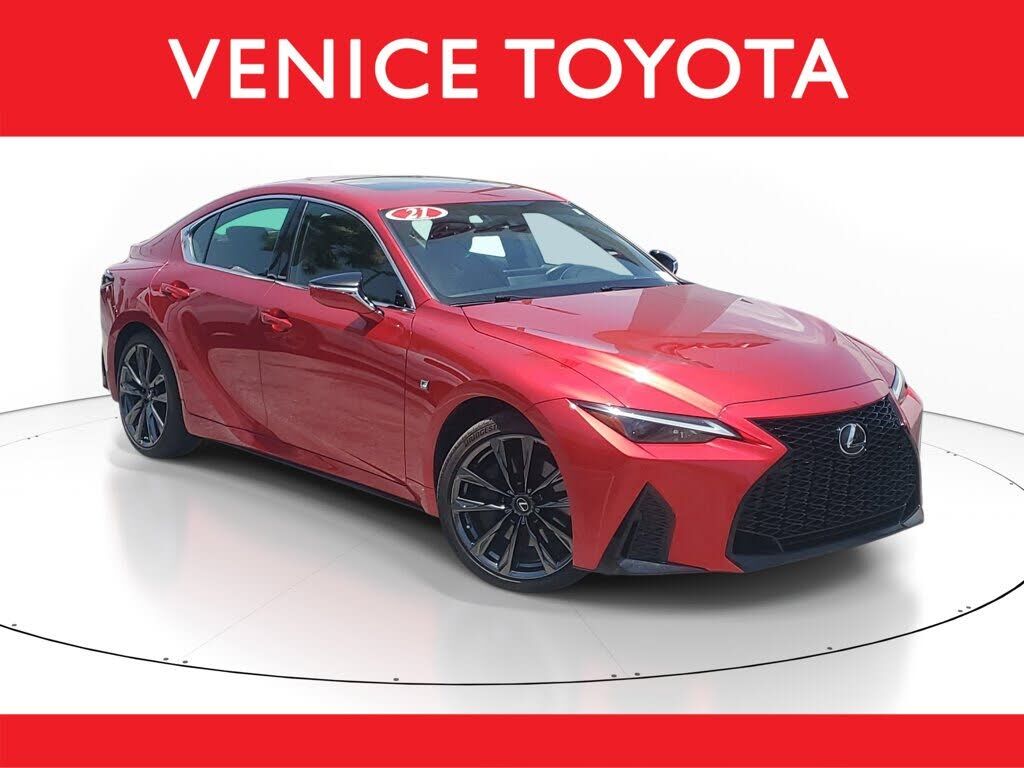 2021 LEXUS IS