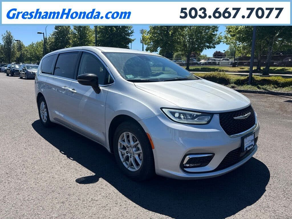 2024 CHRYSLER Pacifica