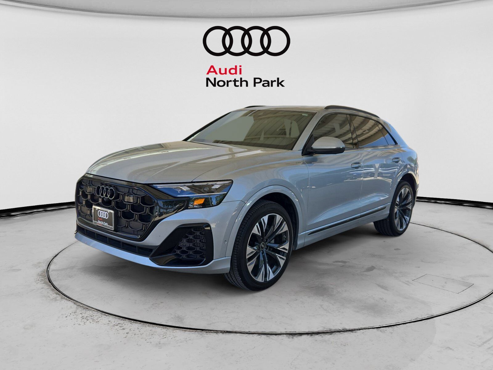 2024 AUDI Q8