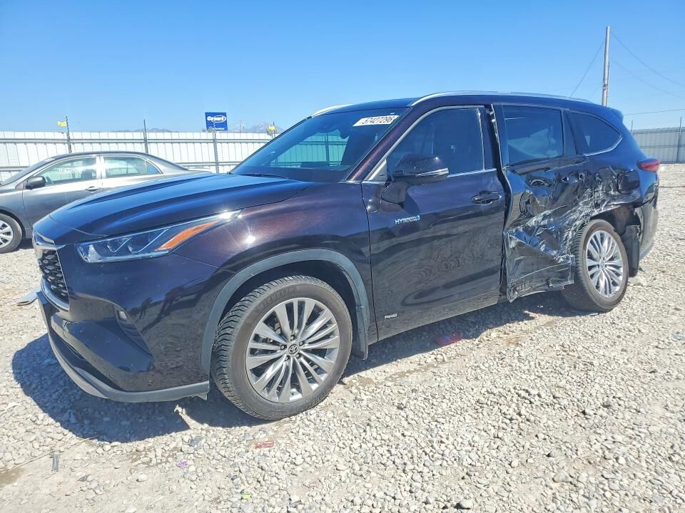2021 TOYOTA Highlander
