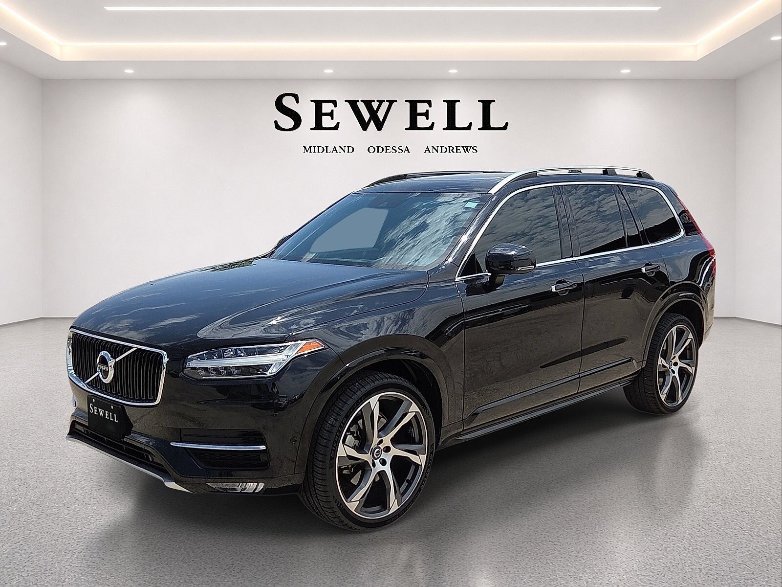 2019 VOLVO XC90