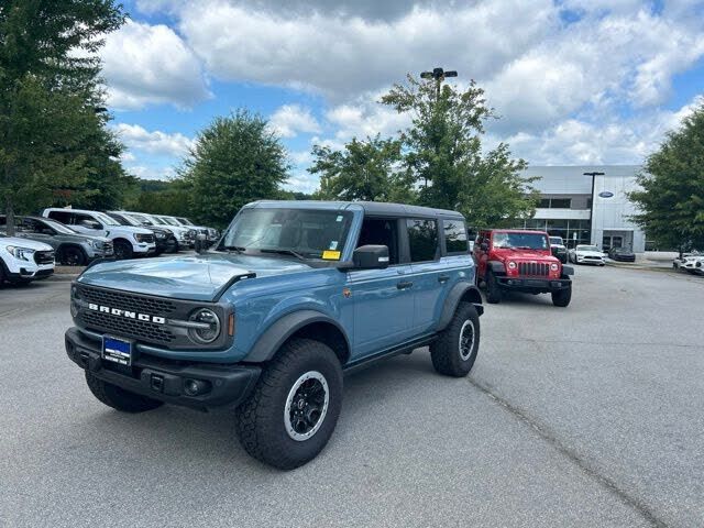 2023 FORD Bronco