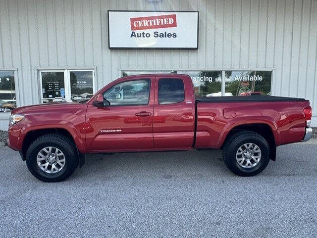 2017 TOYOTA Tacoma