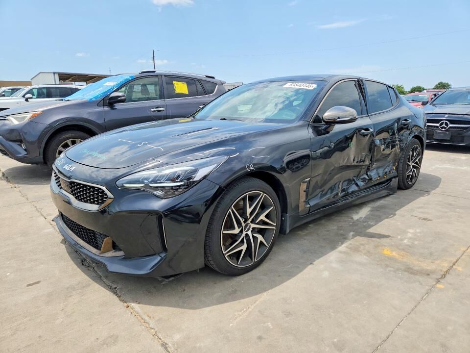 2022 KIA Stinger