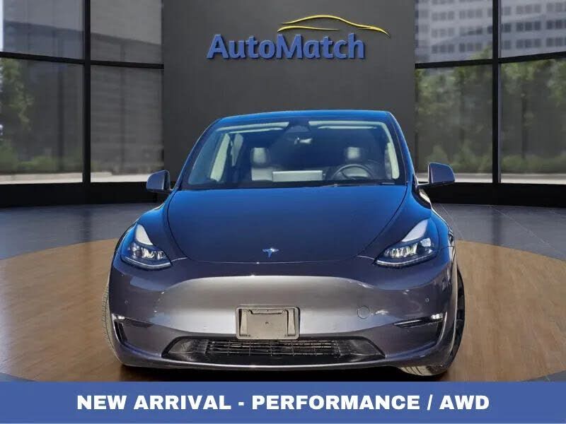 2022 TESLA Model Y