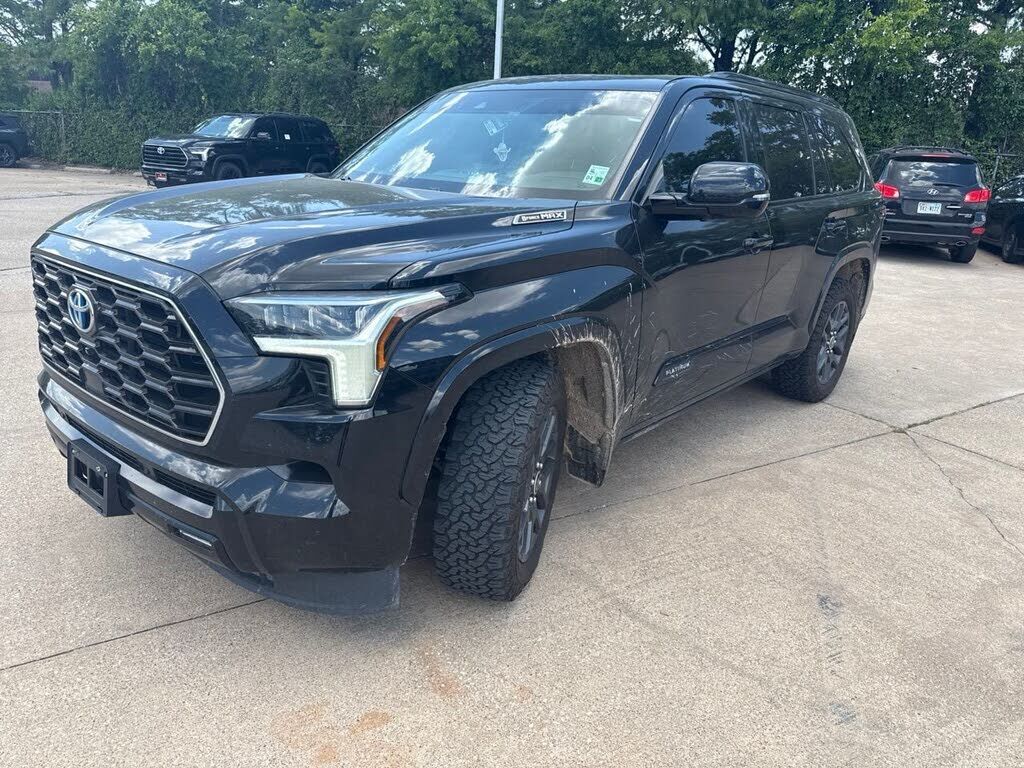 2023 TOYOTA Sequoia