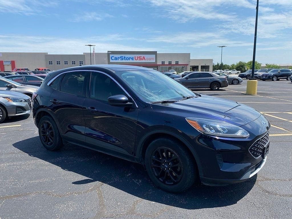 2021 FORD Escape