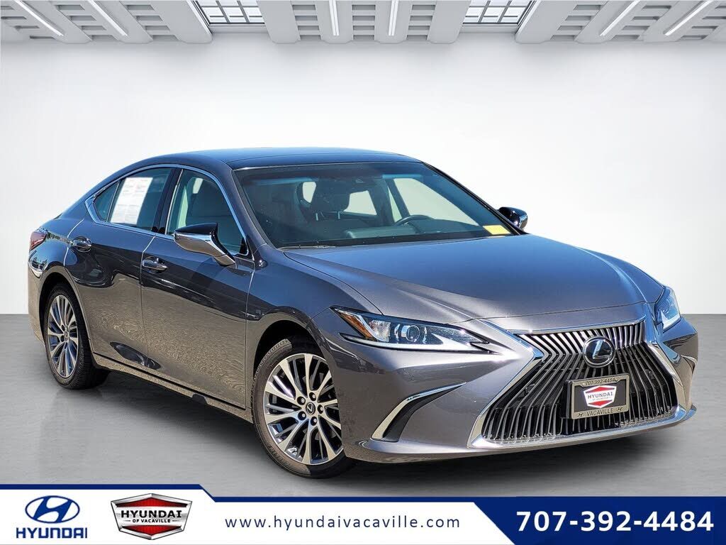 2021 LEXUS ES