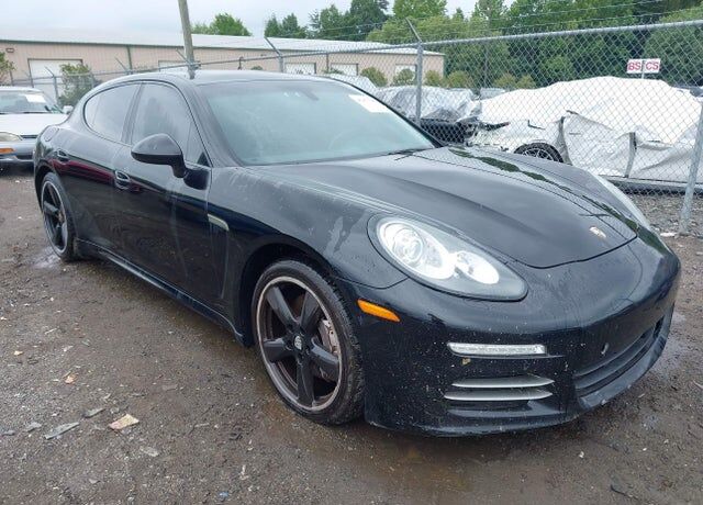 2015 PORSCHE Panamera