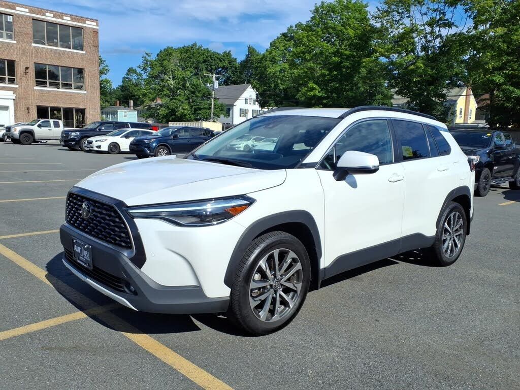 2022 TOYOTA COROLLA