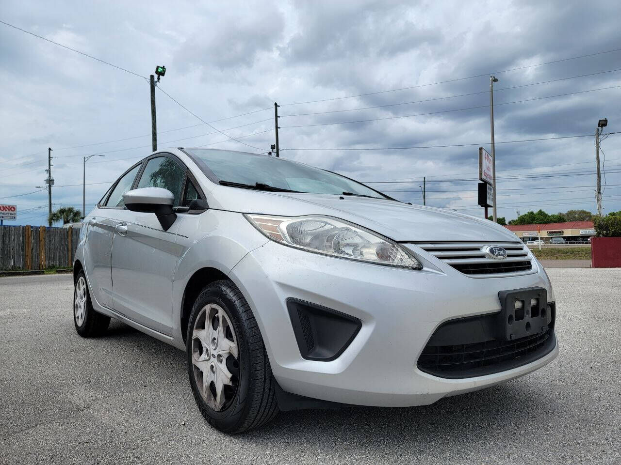 2012 FORD Fiesta