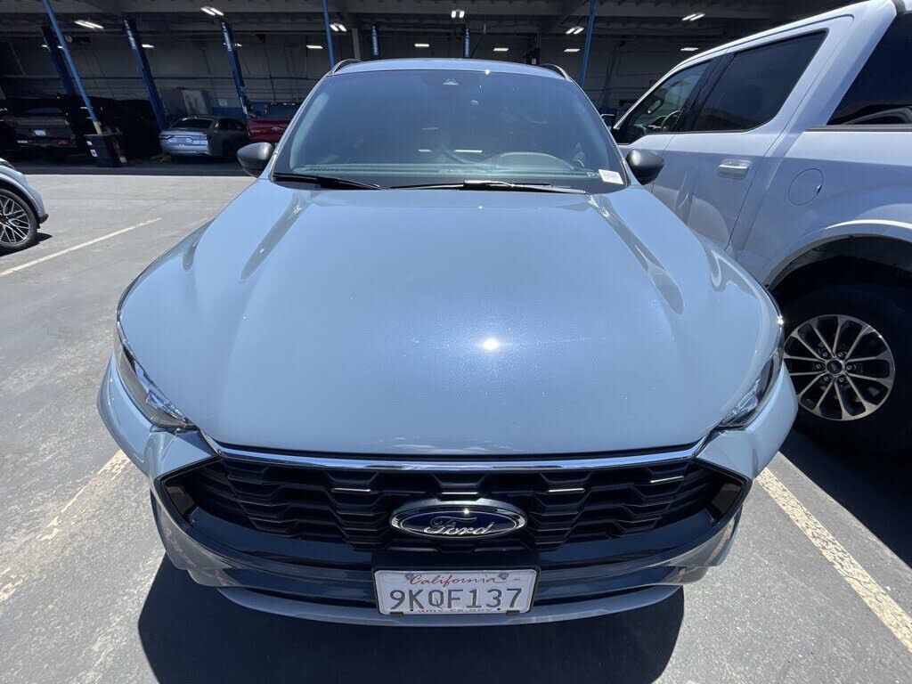2023 FORD Escape